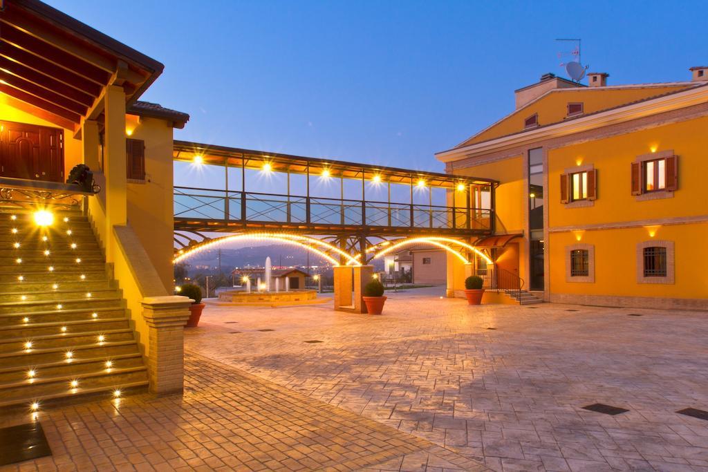 Country House Il Ponte Alba Adriatica Buitenkant foto