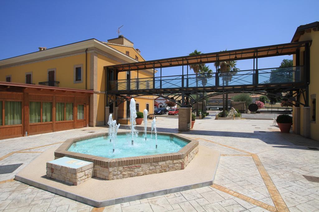 Country House Il Ponte Alba Adriatica Buitenkant foto