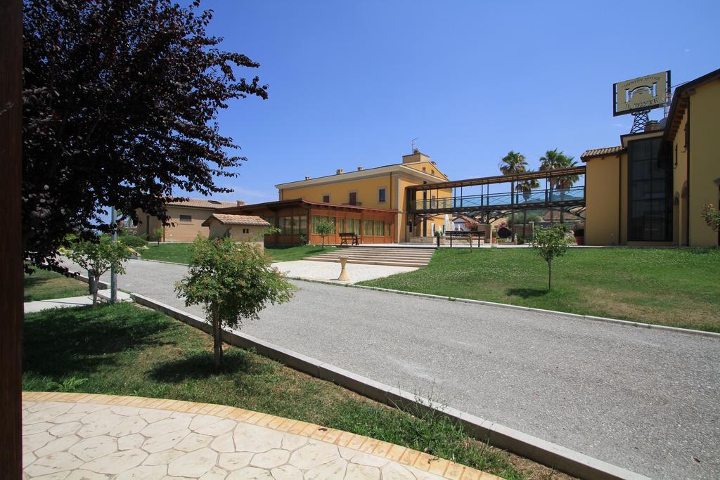 Country House Il Ponte Alba Adriatica Buitenkant foto