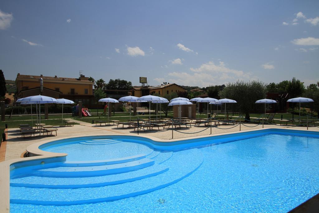 Country House Il Ponte Alba Adriatica Buitenkant foto